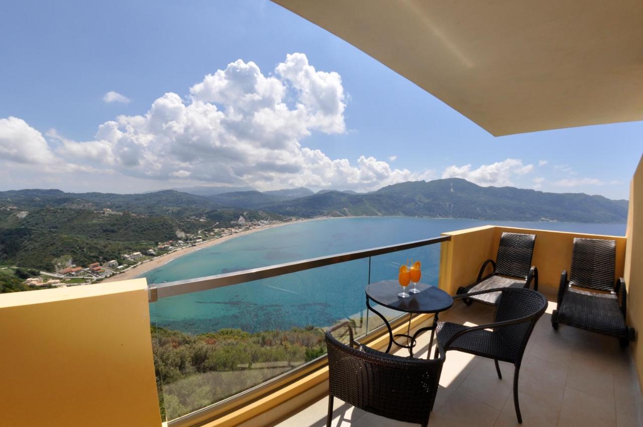 Porto Timoni Bed & Breakfast Afión Екстериор снимка