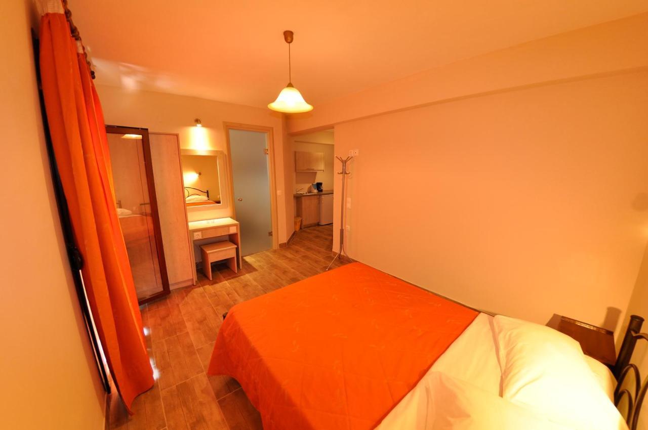 Porto Timoni Bed & Breakfast Afión Екстериор снимка