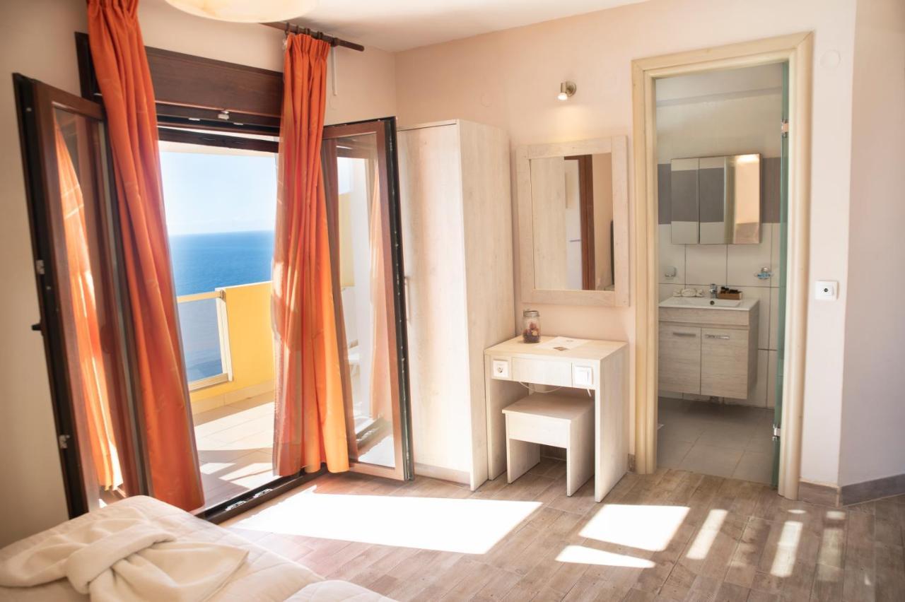 Porto Timoni Bed & Breakfast Afión Екстериор снимка